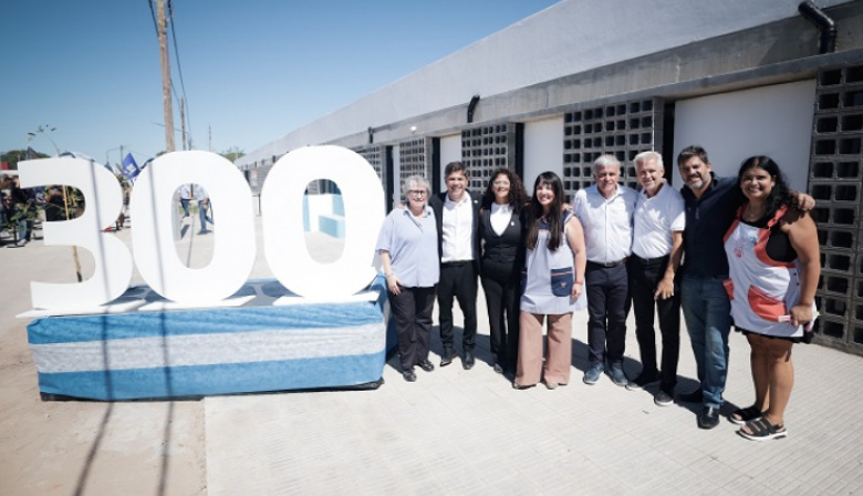 Kicillof inauguró en Berazategui el edificio educativo N°300 de su gestión