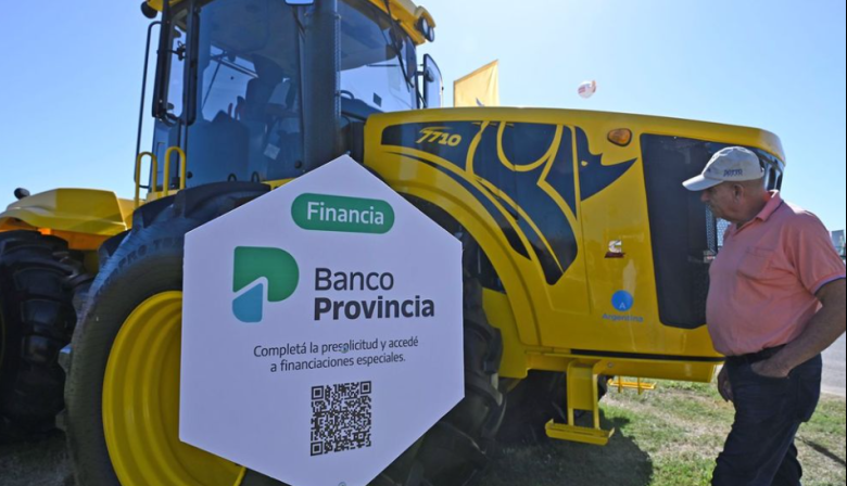 Expoagro: Banco Provincia lanzó créditos en dólares desde 0% para la compra de maquinaria agrícola