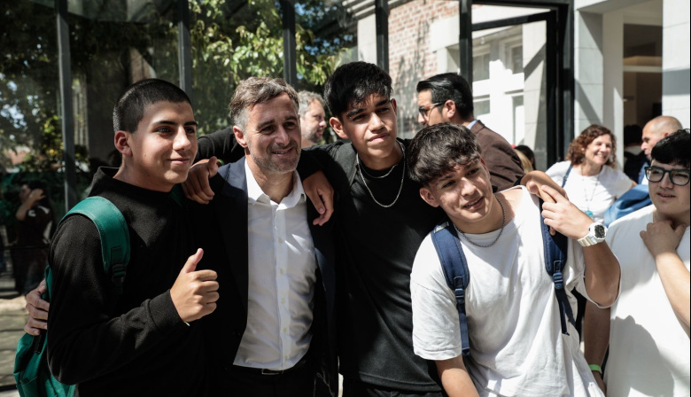 Estudiantes secundarios del distrito recorrieron el nuevo edificio de la Universidad Nacional de Pilar