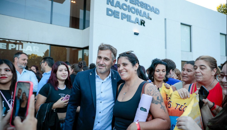 Achával anunció el Boleto Universitario Municipal para estudiantes de la Universidad Nacional de Pilar