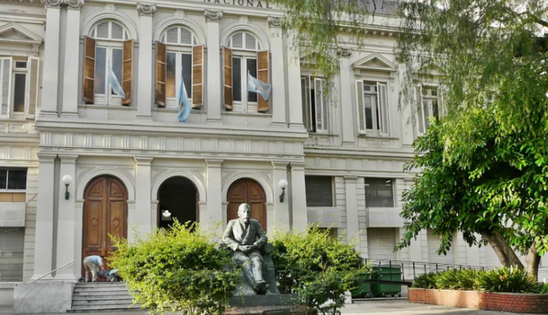 Nueva semana de paro en universidades por salario y financiamiento