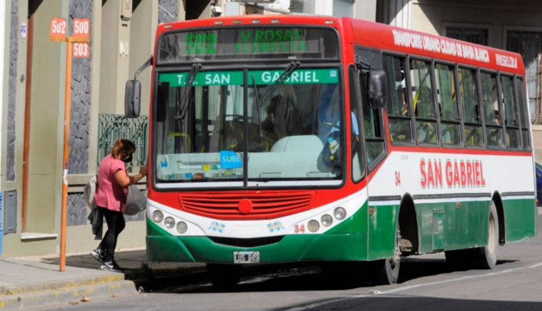 Bahía Blanca intimará a empresas de colectivos por el recorte de frecuencias