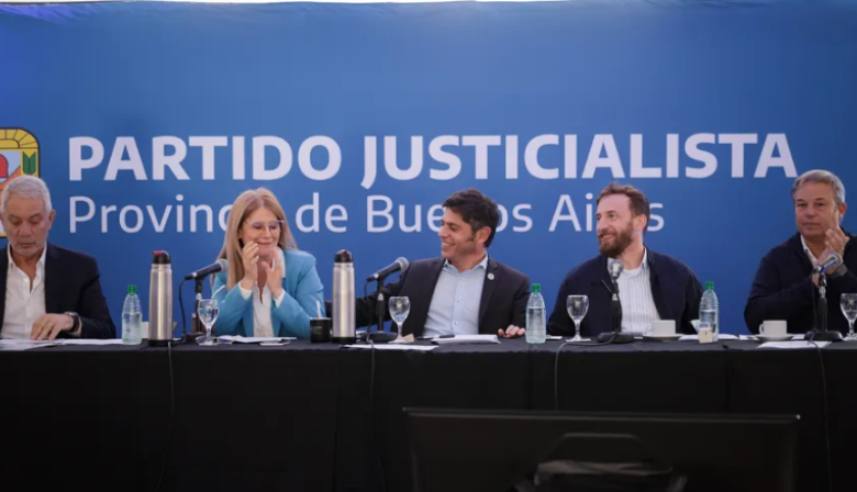 Kicillof tomó el mando del PJ bonaerense y ya prepara una marcha contra Milei