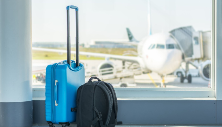 Aerolíneas Argentinas eliminó el carry on gratuito: cuánto sale agregarlo