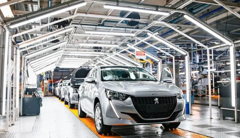 La planta que produce uno de los autos más vendidos suspenderá su producción