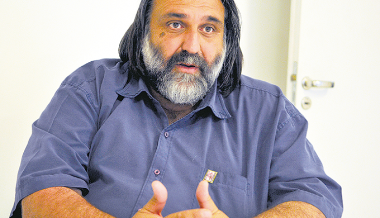 Suteba renueva autoridades sin Baradel en la lista