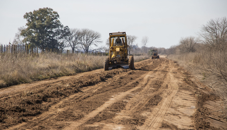 Cañuelas impulsa un acuerdo con productores para reparar caminos rurales