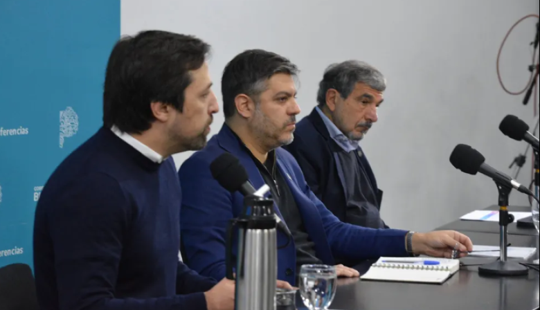 Carlos Bianco espera una reunión con Diego Santilli pero dice que "nunca hizo nada por la provincia"