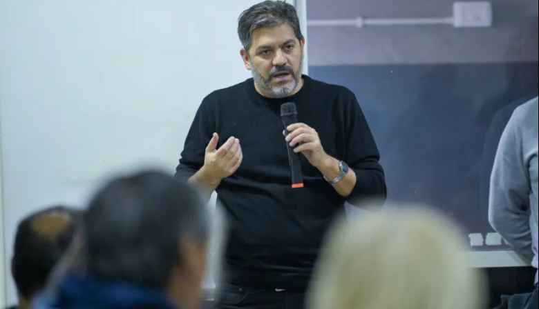 Para Carlos Bianco, la llegada de Diego Santilli no mejorará la relación con Javier Milei