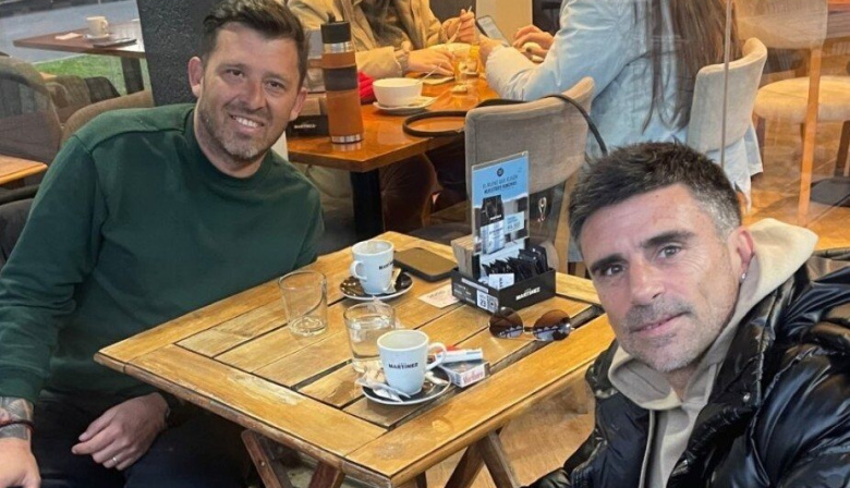 “Doble 5”: el divertido reencuentro entre Braña y el Chino Benítez en City Bell