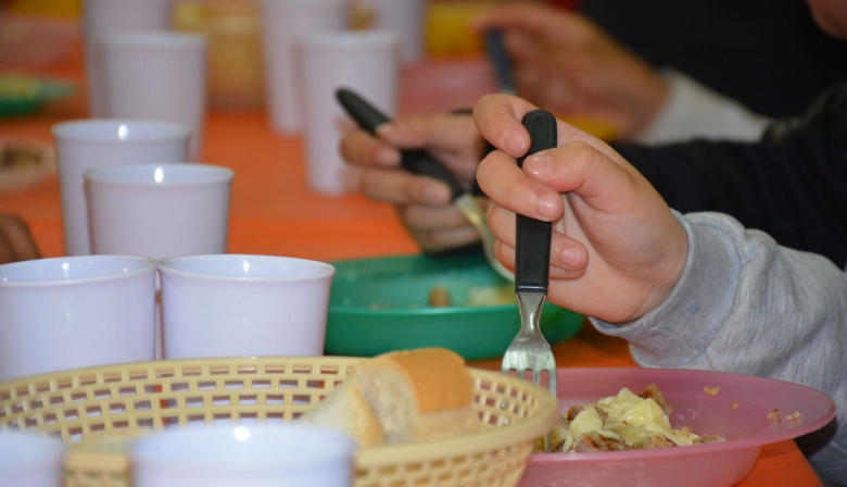 Comedores escolares bonaerenses: qué cambia con el nuevo aumento del 15%
