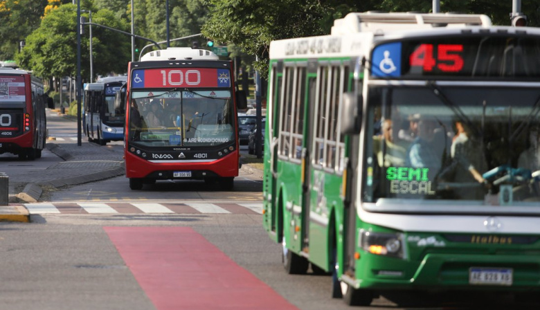 La Provincia formalizó el cierre del convenio con Nación por los subsidios al transporte
