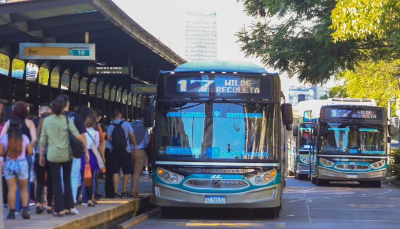 El boleto de colectivo del AMBA sube 4,79% y el mínimo pasará a $1.268,20