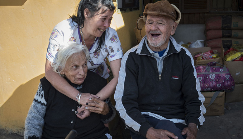 Más del 40% de los hogares con adultos mayores tiene ingresos insuficientes