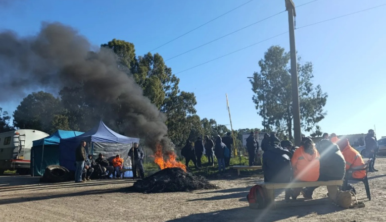 Trabajadores de Galasur protestan por 19 despidos y el pago de media indemnización