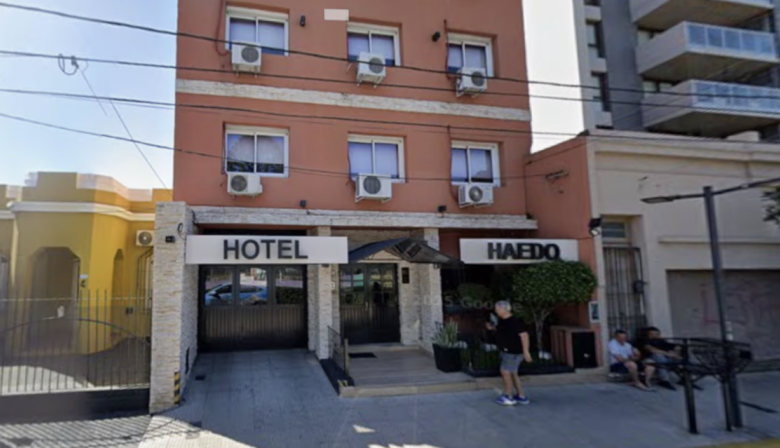 Investigan la muerte de un hombre de 45 años en un hotel familiar de Haedo