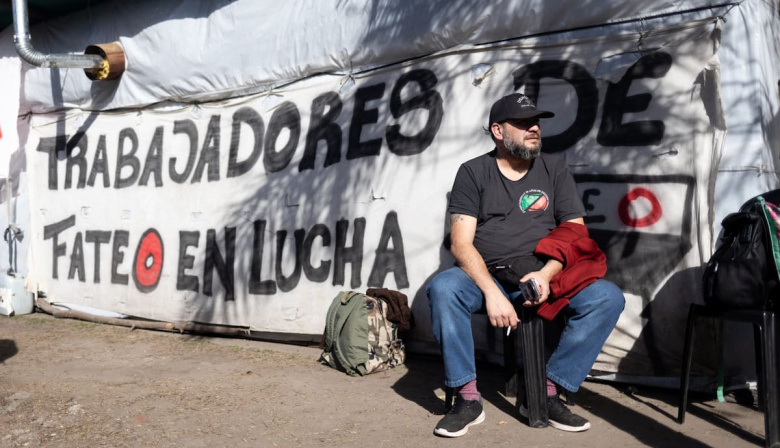 Trabajadores de FATE se concentran en San Fernando para rechazar el desalojo