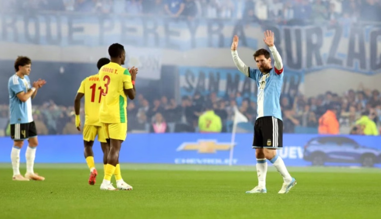 Messi se despidió de la Selección con un gol de penal en el 3-0 ante Benín en Núñez
