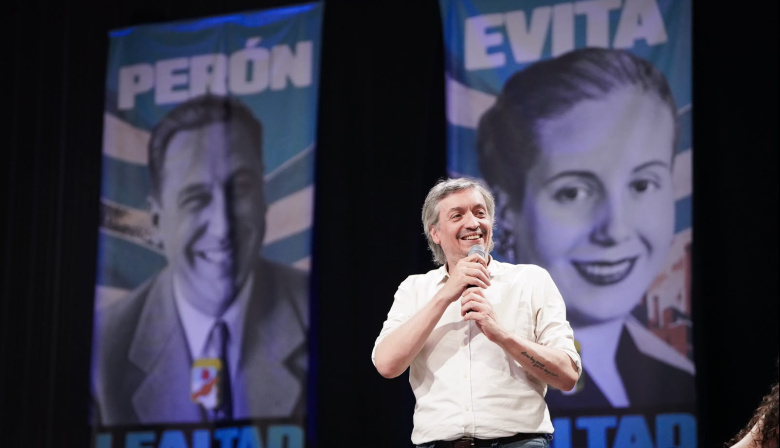 Máximo Kirchner: “Hay  una bandera que nos cobija y un futuro que nos convoca”