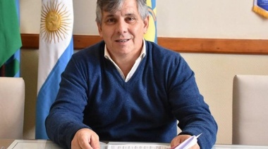 Britos anunció un aumento salarial del 45% para trabajadores municipales