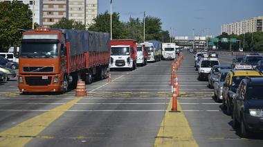 Limitan el tránsito para camiones en rutas bonaerenses por el fin de semana largo