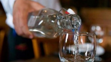 El acceso al agua será libre y gratuito en bares y boliches de la Provincia