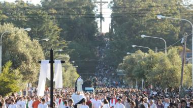 Semana Santa: vía Crucis, visitas a templos y manjares pascuales