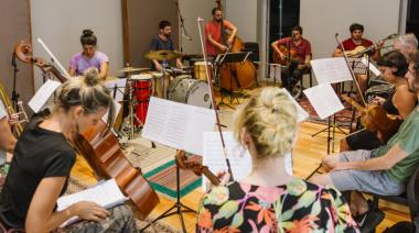 Llega el Ensamble Bonaerense: milonga, cumbia, candombe y más música popular de la región