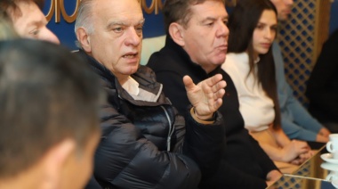Grindetti quiere un compromiso educativo con Kicillof y Santilli