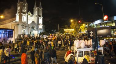 Se vienen el desfile aniversario de Bernal y los tradicionales fogones
