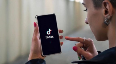 Modo tiktokers: cómo son las campañas de los candidatos en la red social más elegida por los jóvenes