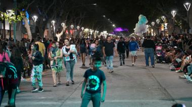Llega la Farándula Estudiantil 2023 a Azul