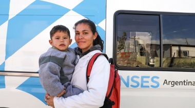 Titulares de la AUH con dos hijos cobrarán más de 35 mil pesos si presentan la libreta escolar y sanitaria