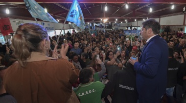 Kicillof en San Nicolás: "Cuando la patria está en peligro, debemos defender la salud y la educación pública"