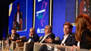 Kicillof en la UIA: “Nuestro compromiso será el de seguir defendiendo el aparato productivo”