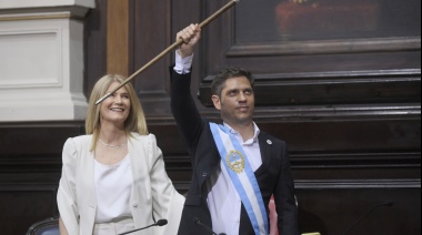 Kicillof asumió su segundo mandato: "Lo que falta no se consigue ni con motosierra, ni con ajuste"