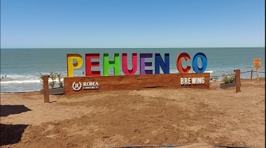 Con regalos para el primer turista, Coronel Rosales inaugura la temporada 2024