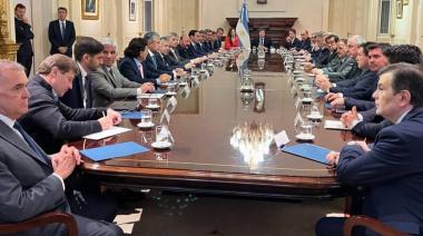 Intendentes bonaerenses desafían a Milei anunciando un bono de fin de año