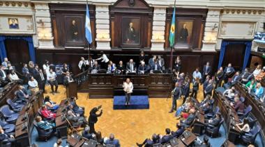 Intendentes y legisladores bonaerenses electos recibieron sus diplomas