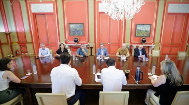 Kicillof recibió a representantes nacionales y provinciales del sector farmacéutico