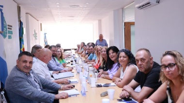 Docentes, judiciales y estatales consideraron “insuficiente” el aumento de Provincia