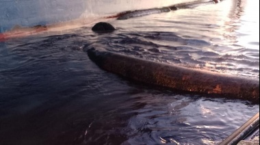 Denuncian un nuevo derrame de hidrocarburos en el estuario de Bahía Blanca