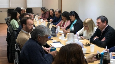 Provincia se reúne hoy con docentes y judiciales