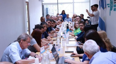 Provincia vuelve a reunirse con los gremios para discutir salarios 