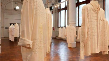 Inaugura la muestra "Descamisadas" en el Complejo Museográfico Enrique Udaondo