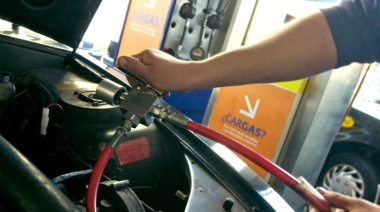 Cortaron el GNC en estaciones para priorizar el consumo en hogares y hospitales