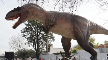 Vacaciones de invierno en Merlo: cómo es la gran expo de dinosaurios en el Parque Jurásico