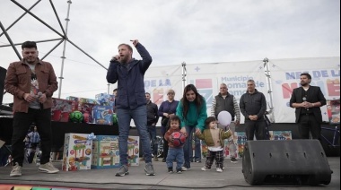 Otermín participó de los festejos por el mes de la niñez en Fiorito 