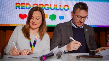Firma del convenio de Red Orgullo con Banco Provincia
