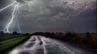Emiten una alerta amarilla por tormentas y granizo en varias ciudades de la provincia